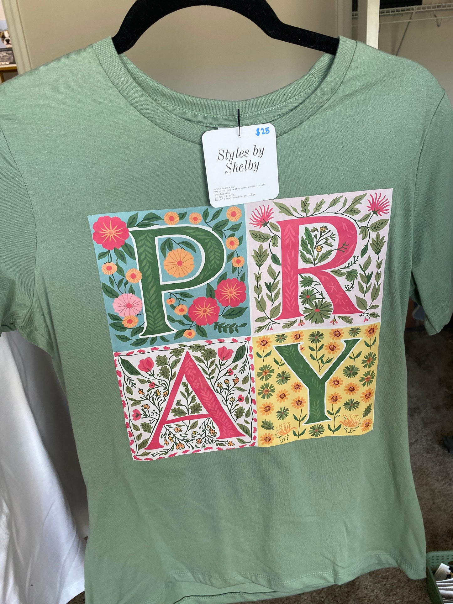 Pray Tee