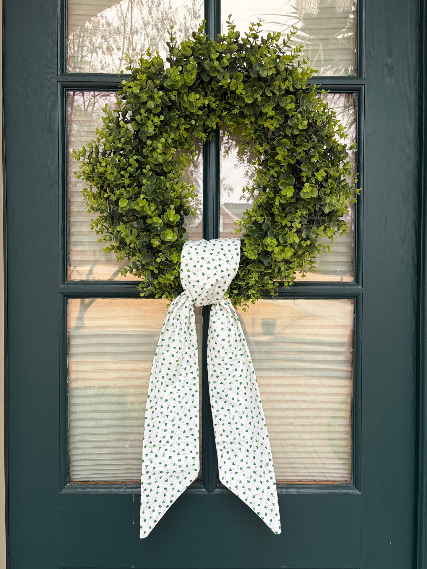 White/Clover Wreath Sash