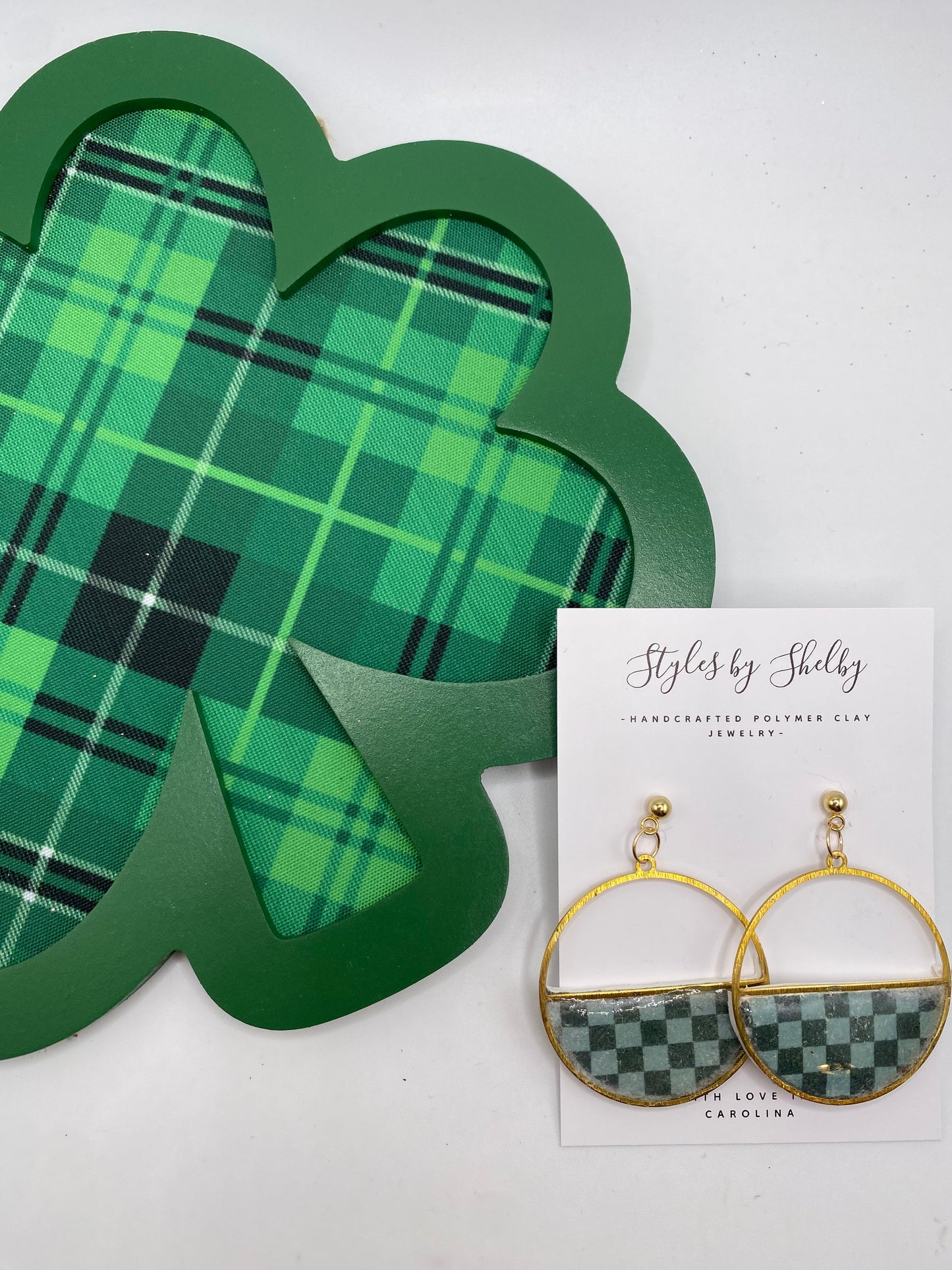 Green Checker Circle
