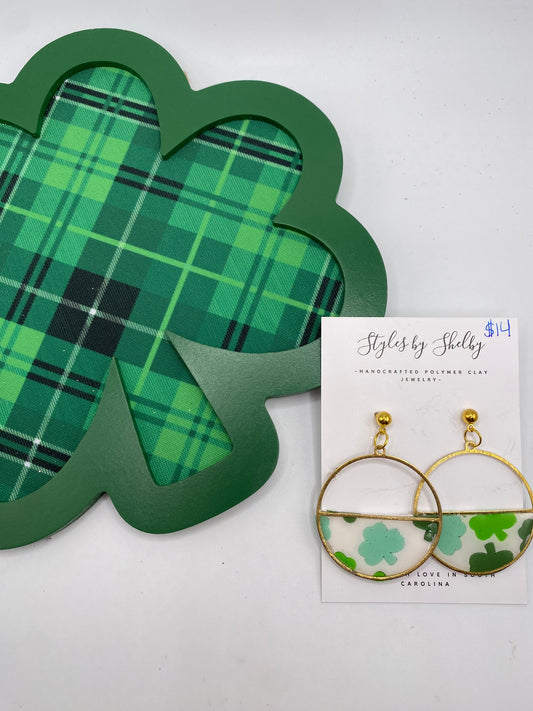 Clover Circle